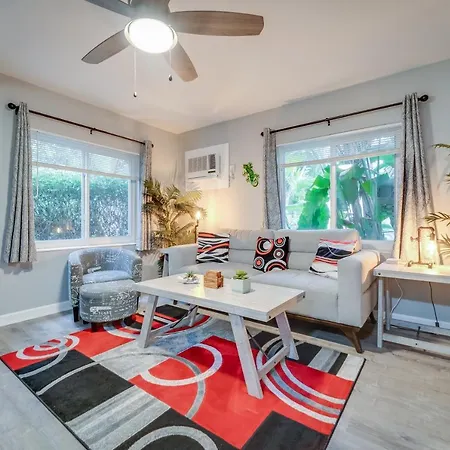 Hainsley Apartments At 1136